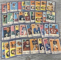 (39) 1950s Football Cards