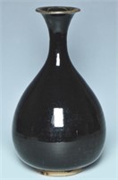 A SONG DYNASTY BLACK GLAZED VASE