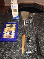 Lot Kitchen items Fork Spatula Straws Tooth Picks