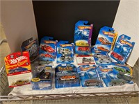 Lot of 20 Hot wheels and car/ watch combo
