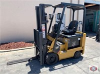 Cat 3,000 4-Wheel Electric Forklift
