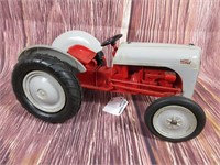 Product Miniature 8N Ford
