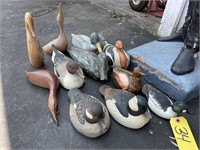 11 - Decoys & Carvings Wooden Duck