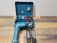 Makita, Drill with Batteries & Charger