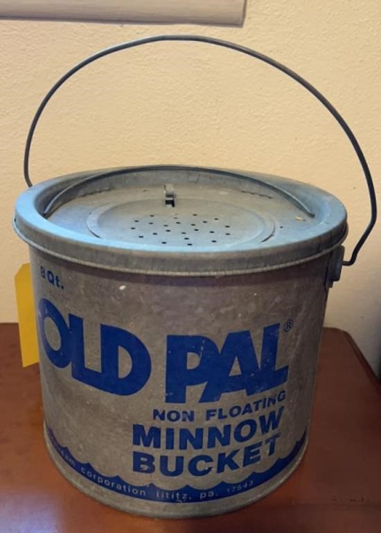 OLD PAL MINNOW BUCKET