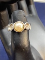 Sterling silver ring size 4.25 With pearl center