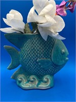 Vintage Gonder Pottery Porcelain Fish Vase