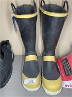 New Ranger rubber boots sz 14W