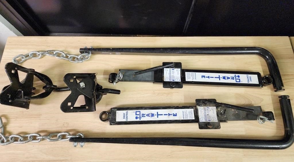 2 WEIGHT DISTRIBUTION LIFT BRACKETS WITH 2 BARS