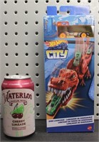 New Hot Wheels City Dino Launcher w/1 Car