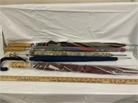 5 new Umbrellas with plastic and wooden handles