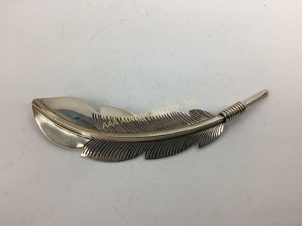 Sterling leaf pin 10.05 grams