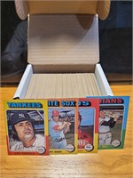 1975 Topps Commons 225+ Baseball Cards
