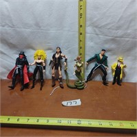 LOT OF TOY FIGURINES
