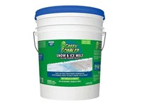 Green Gobbler 15 lb Pail Pet Safe Ice Melt