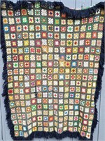 COLORFUL HAND CROCHET SQUARES QUILT FRINGE44"X60"