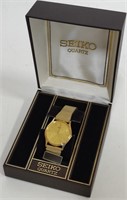 Seiko Quartz Gold Coloured Watch in Case