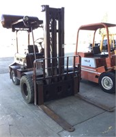 CLARK 6000Lb Capacity Forklift, Gas