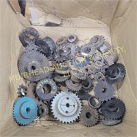 ASSORTED CHAIN SPROCKETS