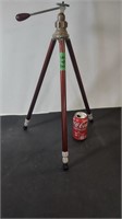 Hollywood Academy tripod (Extends to 53")