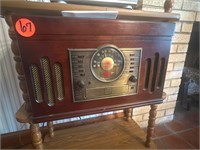 Crosley CR73 record radio