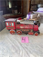 VTG Western Tin toy locomotive train