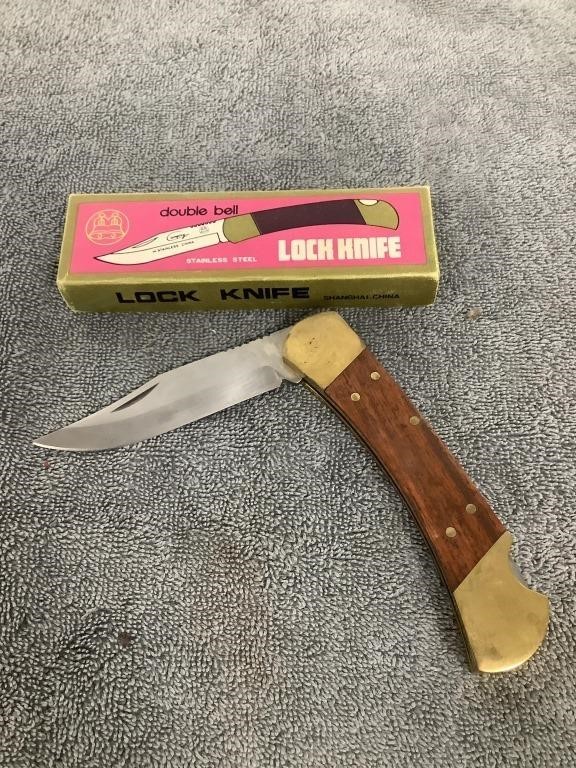 Lock Knife in Box