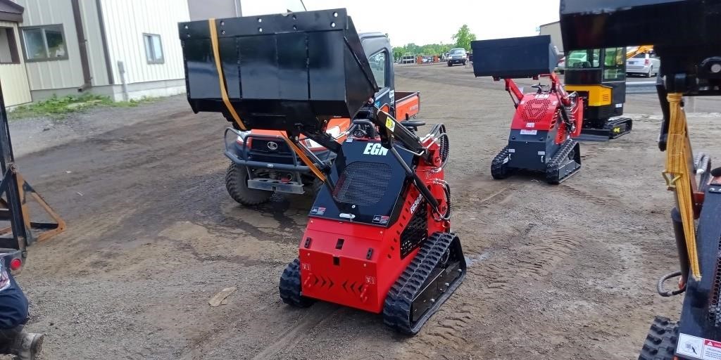 2024 EG360T Skid Steer Loader