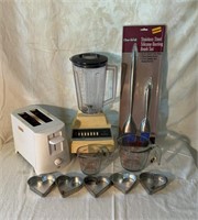 Hamilton Beach Blender, Two-Slice Toaster