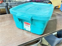 10 Gallon Storage Tote with Lid