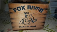 VINTAGE FOX RIVER BRAND WOODEN BOX