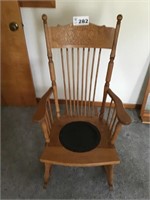 ROCKING CHAIR