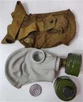 WW2 Vintage Russian Military Gas Mask