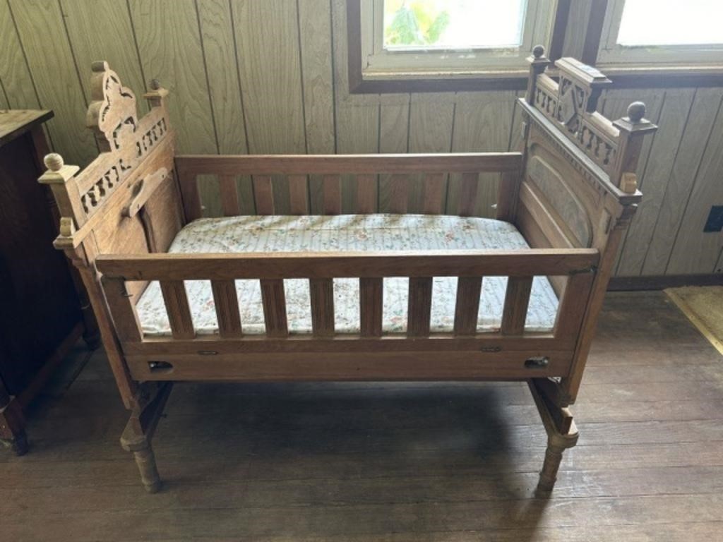 Victorian Baby Bed