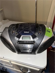 RCA CD radio player