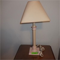 TABLE LAMP 22 1/2"