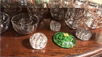 SHELF LOT OF ASST GLASSWARE & COLLECTIBLES