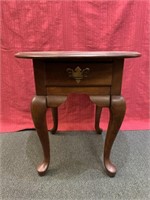 Mahogany Oval top side table with single drawer