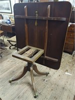 Very Good Regency Mahogany Breakfast Table