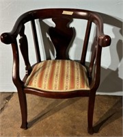 Empire Reproduction Barrel Chair