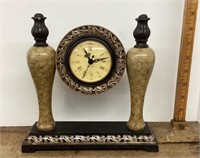 Mantel clock