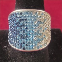 .925 Silver Ring with ombre crystal stones, s