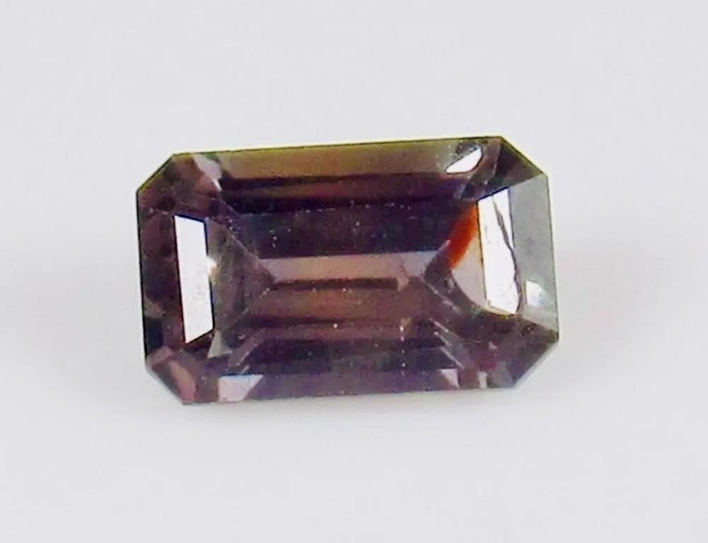 0.37 ct Natural Sapphire
