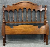 Antique Walnut Full Size Bed