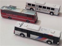 3 Buses
