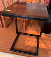 V - OVER THE LAP DESK/TABLE 24X16 (D61)