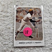 2003 Fleer Fall Classic Roberto Clemente