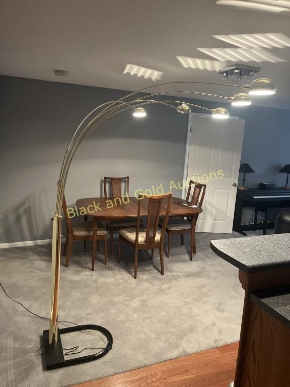 OFFSITE: Gold 5-Head Cap Style Floor Lamp