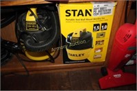 WORKING STANLEY SMALL SHOP VAC