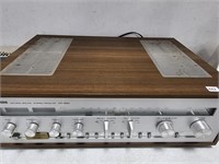 Yahama Natural Sound Stereo Receiver Cr-820